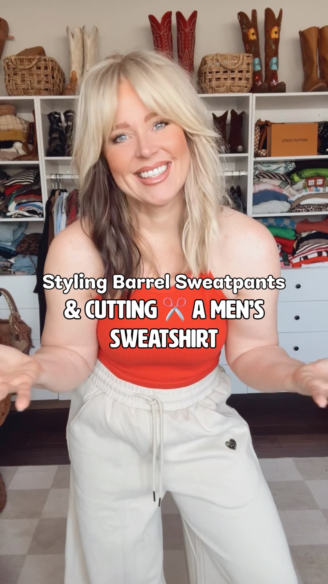 Cutest mens sweatshirt & amazing barrel sweatpants!