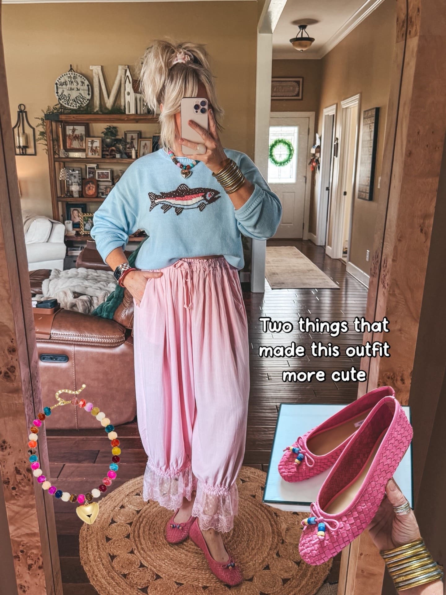 The cutest sweater & pants!